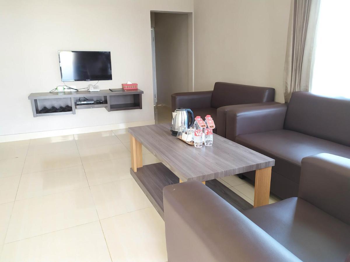 Grand Dian Hotel Guci Тегал Екстериор снимка