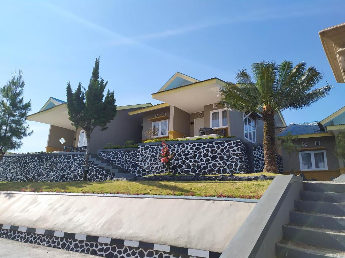 Grand Dian Hotel Guci Тегал Екстериор снимка