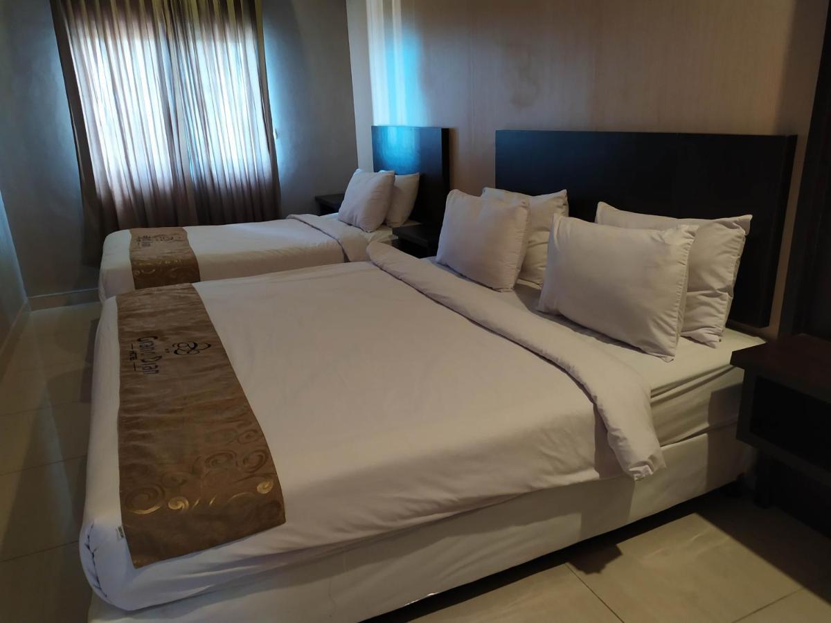 Grand Dian Hotel Guci Тегал Екстериор снимка