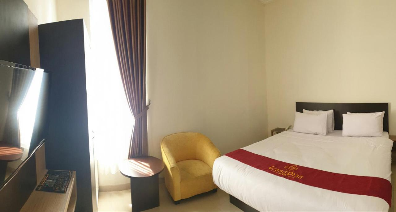 Grand Dian Hotel Guci Тегал Екстериор снимка