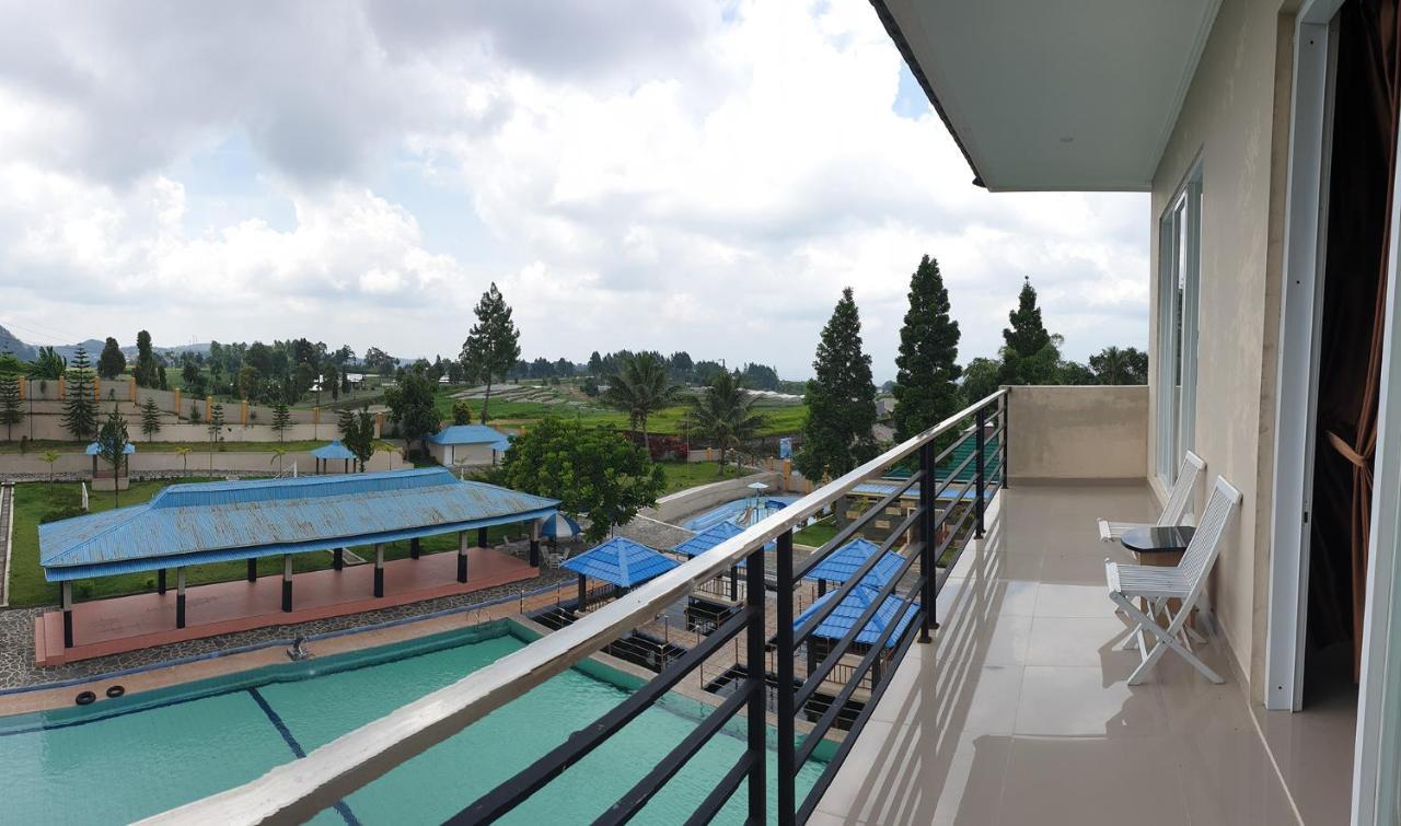 Grand Dian Hotel Guci Тегал Екстериор снимка