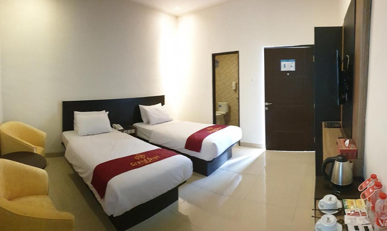 Grand Dian Hotel Guci Тегал Екстериор снимка